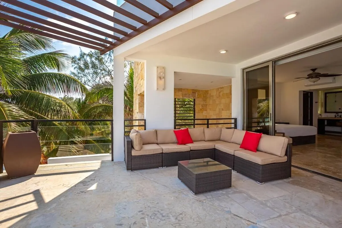 Villa Asisi, Luxury Beachfront In Xpu-Ha Haven