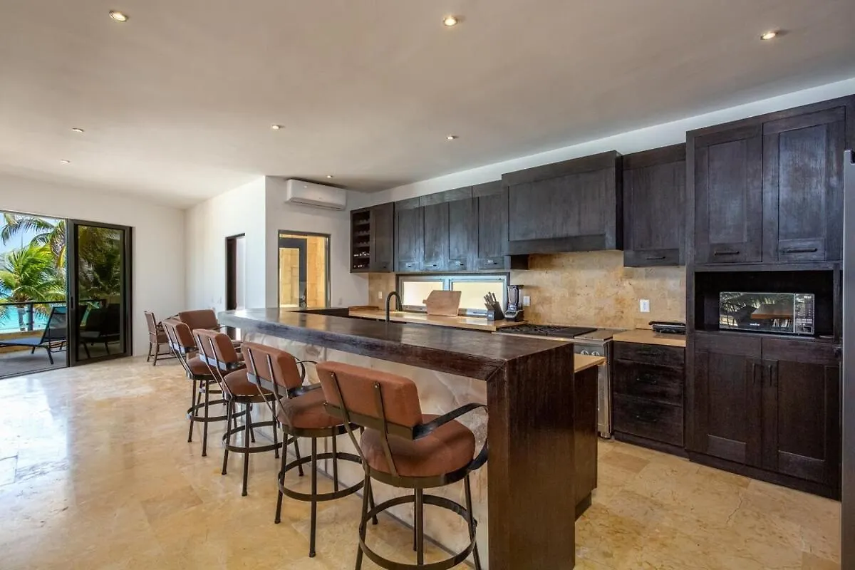 Villa Asisi, Luxury Beachfront In Xpu-Ha Haven