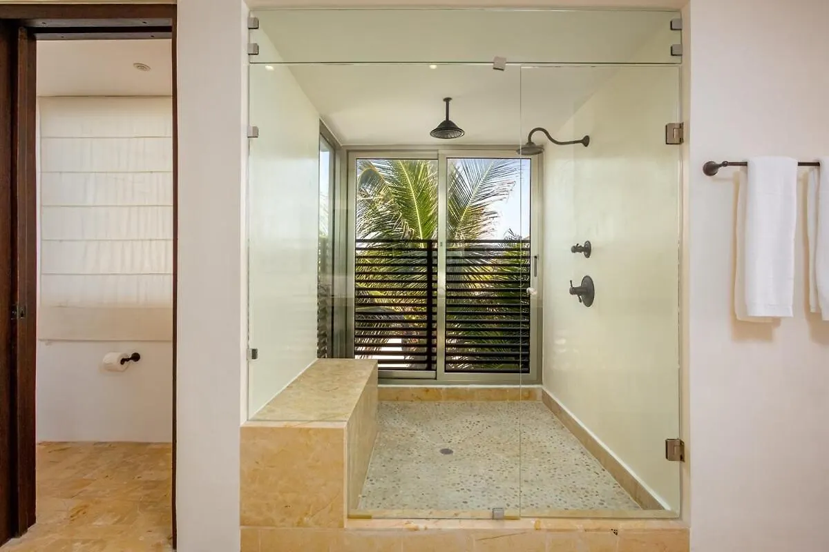 Villa Asisi, Luxury Beachfront In Xpu-Ha Haven Mexico