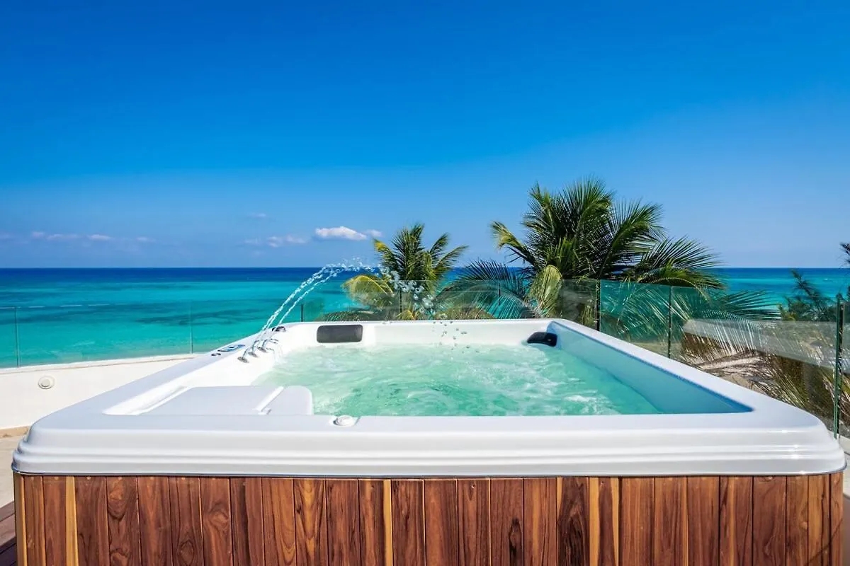 Villa Asisi, Luxury Beachfront In Xpu-Ha Haven